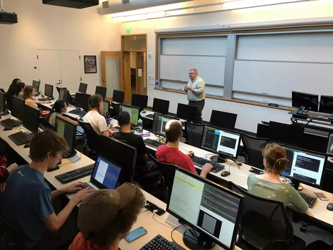 Over 250 tech leaders push for computer science and AI course requirements in US schools
