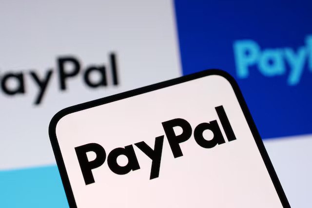 PayPal presses on with turnaround in pivotal quarter as sale questions linger