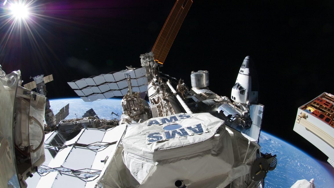 NASA scrambles to cut ISS activity due to budget issues